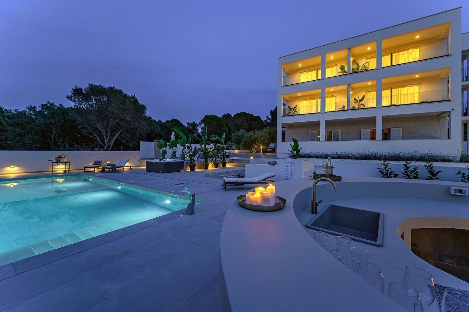 Luxury Villa Del Sogno With Pool, Jacuzzi, Parking Okrug Gornji Exteriör bild