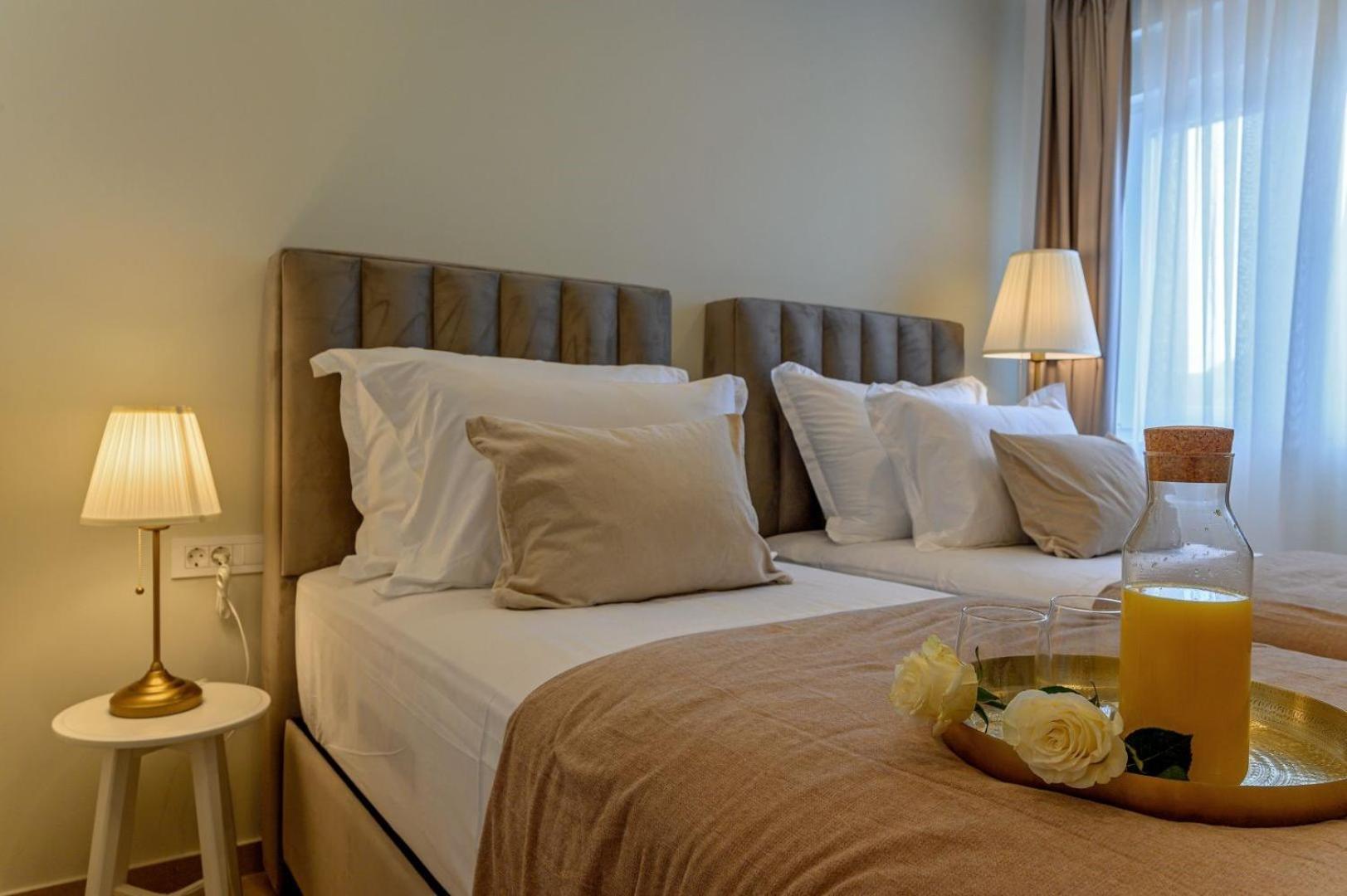 Luxury Villa Del Sogno With Pool, Jacuzzi, Parking Okrug Gornji Exteriör bild